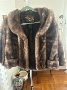 Women's vintage Brown mink Fur Jacket